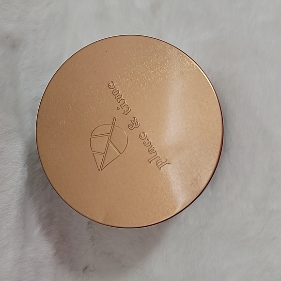 Place & Time Cranberry Apple 3 Wick Candle - Picture 2 of 5